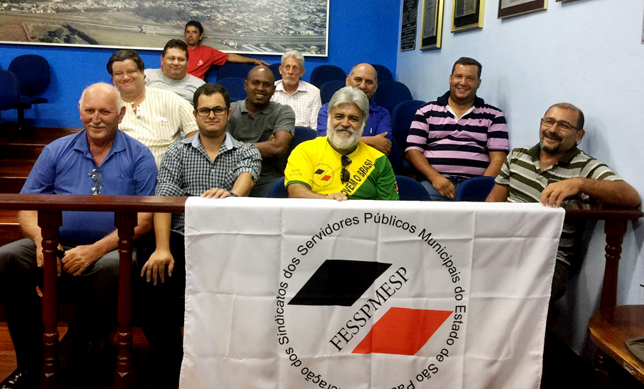 CRAVINHOS – Federação presta apoio aos Servidores que sofrem com ato inconstitucional na Câmara