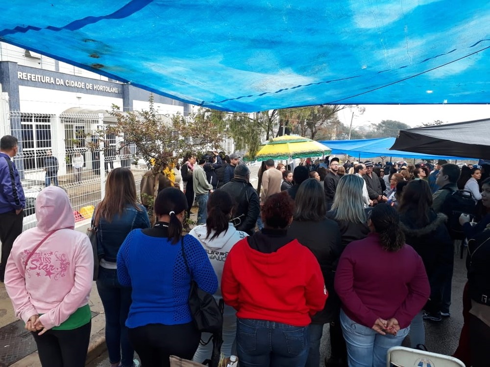 À espera de proposta, servidores de Hortolândia em greve aceitam adiar reivindicações por acordo, diz sindicato