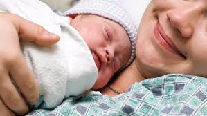 Câmara aprova projeto de lei que adia a licença-maternidade