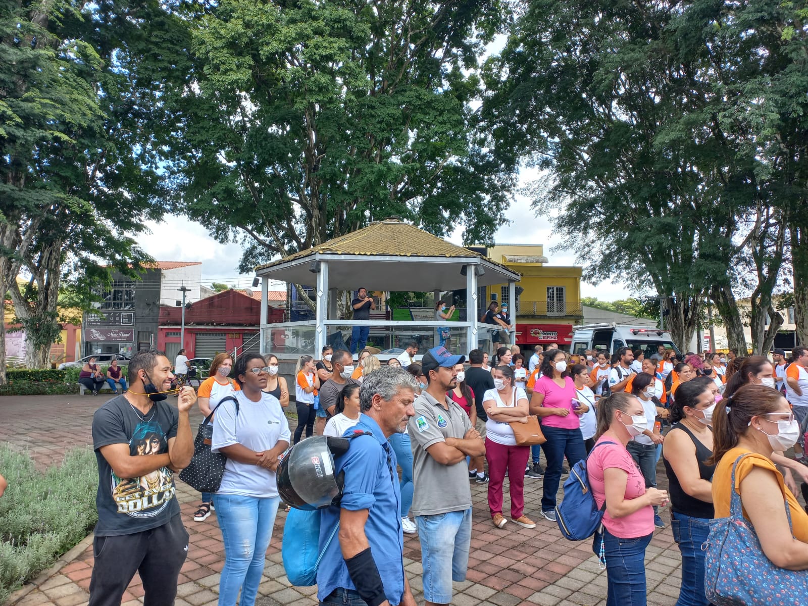 GREVE: Servidores Públicos Municipais de Guararema
